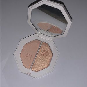 Fenty Beauty Killawatt Highlighter